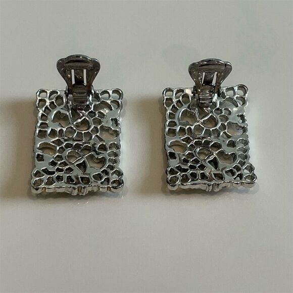 Vintage Emmons Silver Tone Rectangle Filigree Frosted Lace Clip-On Earrings 60s - Picture 2 of 6